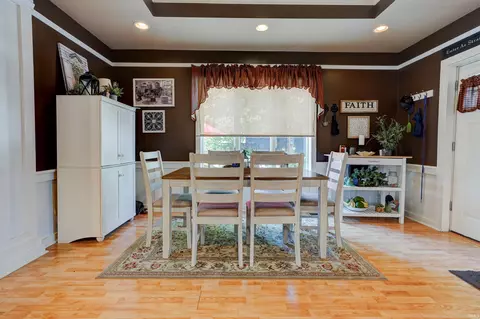 319 E 5th St, Jasper, IN 47546 photo 6