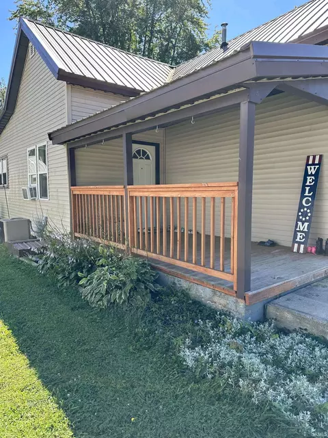 206 N Main St, Modoc, IN 47358 photo 2
