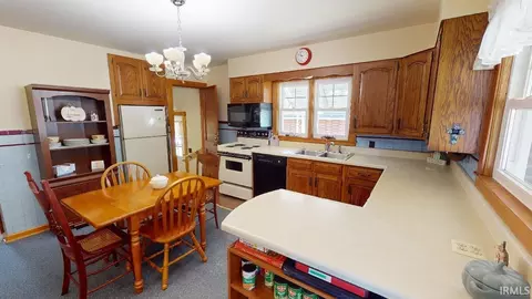 1611 Mill St, Jasper, IN 47546 photo 8