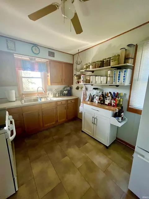 706 E 7th St, Fowler, IN 47944 photo 11