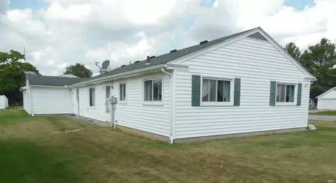 210 E Monroe St, Butler, IN 46721 photo 22
