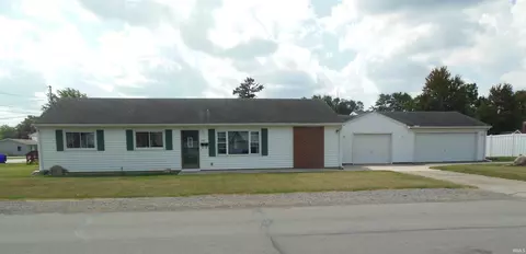210 E Monroe St, Butler, IN 46721 photo 21