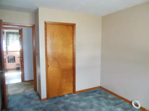 210 E Monroe St, Butler, IN 46721 photo 15