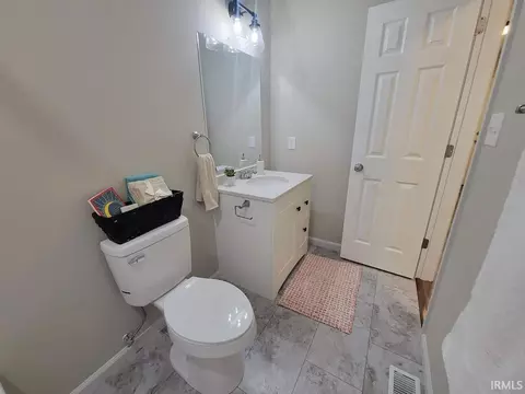 407 W Warren St, Mitchell, IN 47446 photo 27