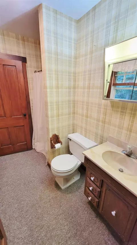 1925 W Maple Ln, Claypool, IN 46510 photo 9