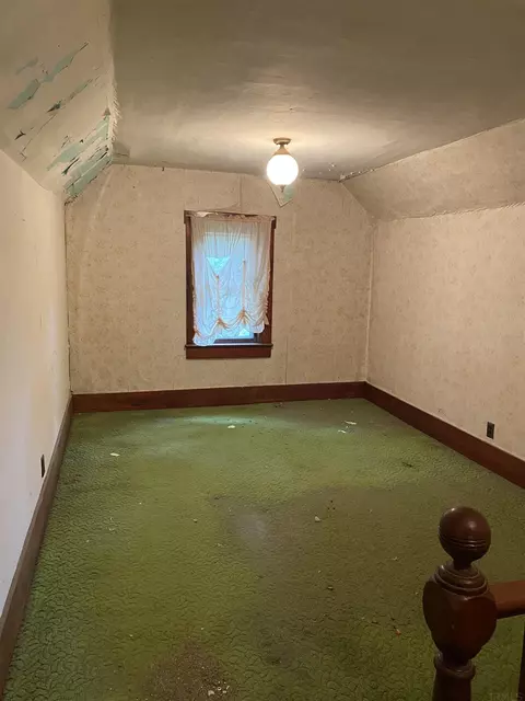 63 E Walnut St, Poneto, IN 46781 photo 32