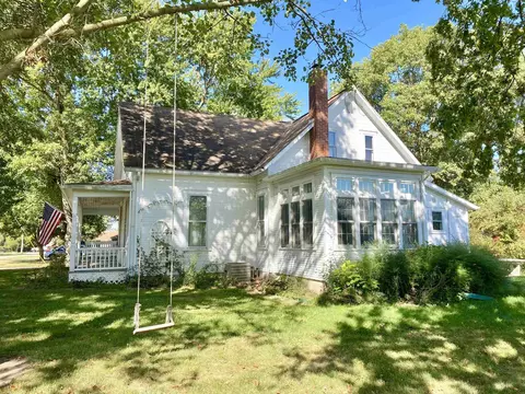 63 E Walnut St, Poneto, IN 46781 photo 7