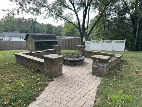 1904 Circle Dr, Bedford, IN 47421 photo 24