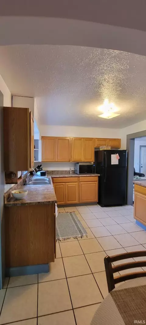 307 E Walnut St, Odon, IN 47562 photo 6