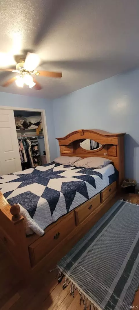 307 E Walnut St, Odon, IN 47562 photo 8