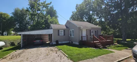 307 E Walnut St, Odon, IN 47562 photo 15