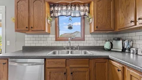 765 Watermill Ct, Waterloo, IN 46793 photo 14