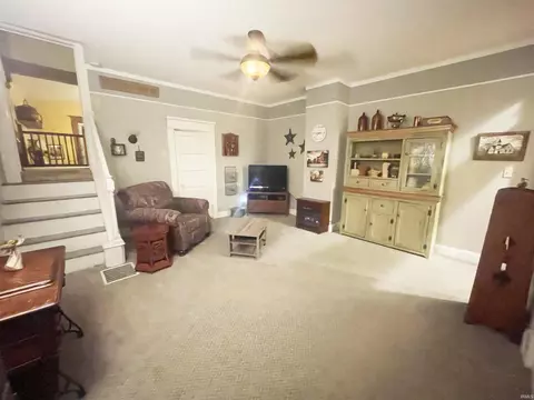 318 E 7th St, Mount Carmel, IL 62863 photo 10