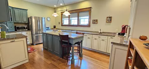 318 E 7th St, Mount Carmel, IL 62863 photo 20
