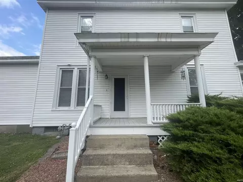 318 E 7th St, Mount Carmel, IL 62863 photo 6