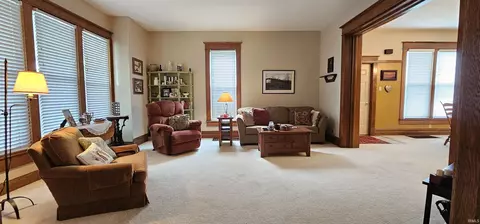 318 E 7th St, Mount Carmel, IL 62863 photo 11