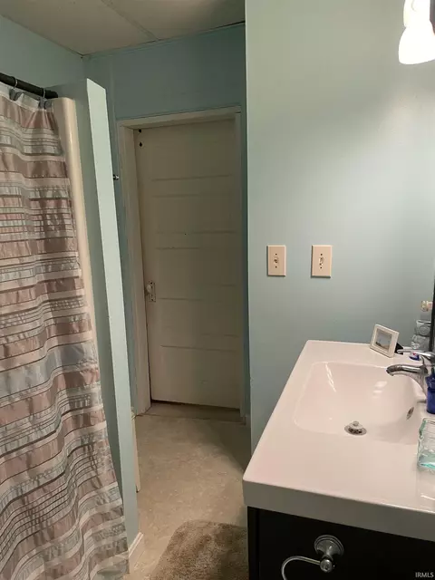 318 E 7th St, Mount Carmel, IL 62863 photo 25