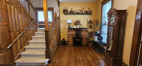 318 E 7th St, Mount Carmel, IL 62863 photo 7