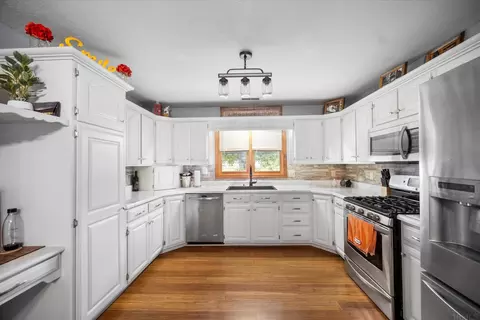 3902 W South County Line Rd, Yoder, IN 46798 photo 8