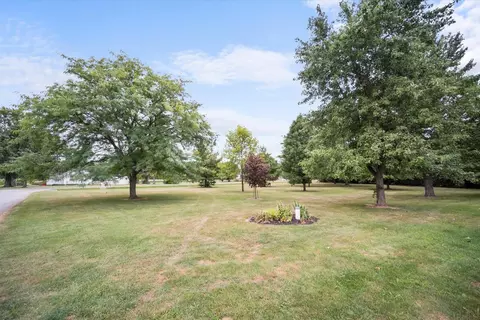 3902 W South County Line Rd, Yoder, IN 46798 photo 22
