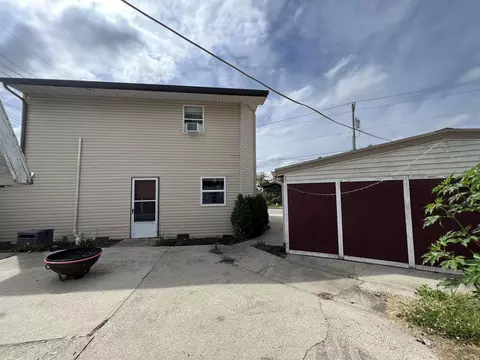 1701 4th St, Bedford, IN 47421 photo 2