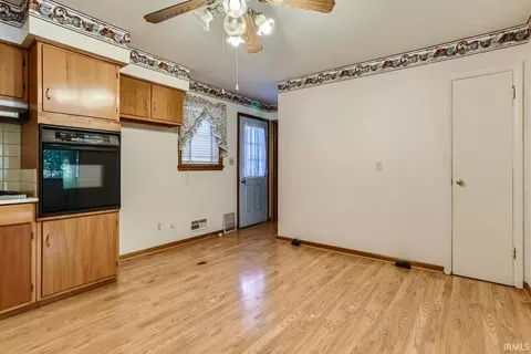 5300 Memory Ln, Evansville, IN 47711 photo 11