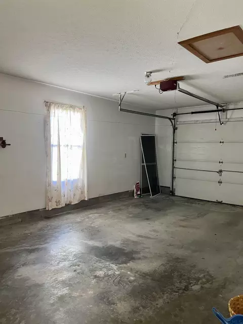318 Wade St, Mitchell, IN 47446 photo 16