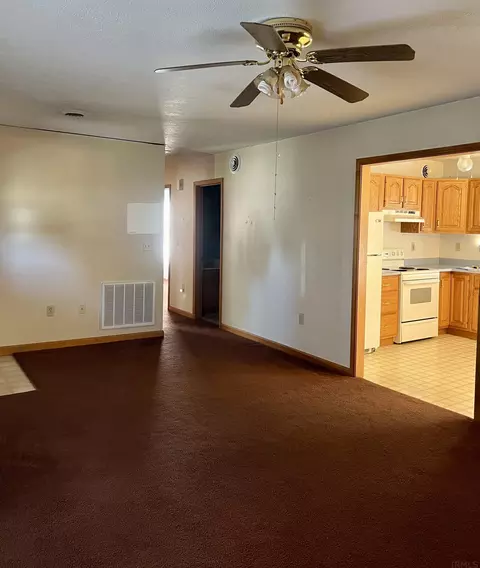 318 Wade St, Mitchell, IN 47446 photo 7
