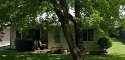 1024 E Warfield St, Garrett, IN 46738 photo 1