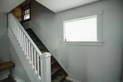 411 E Franklin St, Berne, IN 46711 photo 13