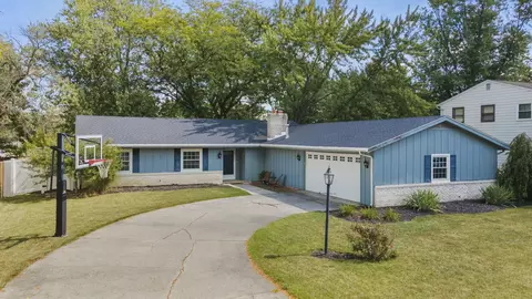 11130 Shalimar Dr, Fort Wayne, IN 46845 photo 1