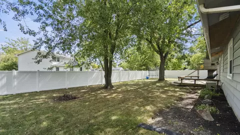 11130 Shalimar Dr, Fort Wayne, IN 46845 photo 32