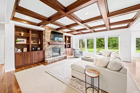 50643 Chestnut Rd, Granger, IN 46530 photo 9