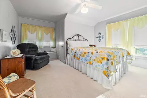 601 E Walnut St, Chalmers, IN 47929 photo 19