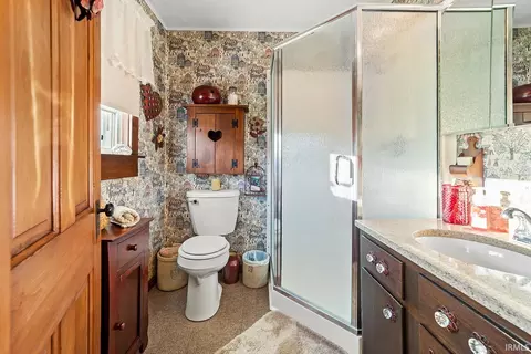 601 E Walnut St, Chalmers, IN 47929 photo 26