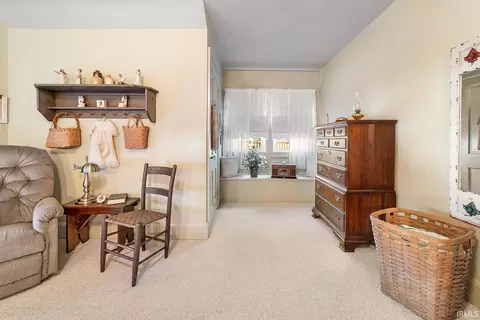 601 E Walnut St, Chalmers, IN 47929 photo 21