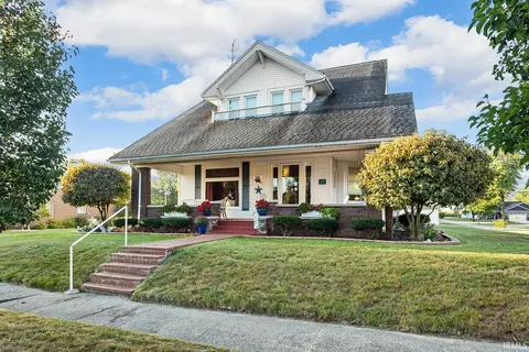 601 E Walnut St, Chalmers, IN 47929 photo 1