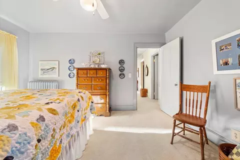 601 E Walnut St, Chalmers, IN 47929 photo 18