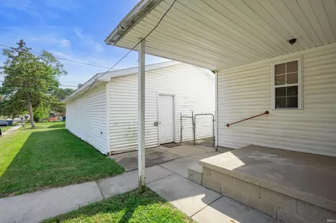 323 E 9th St, Muncie, IN 47302 photo 20