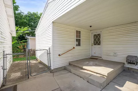 323 E 9th St, Muncie, IN 47302 photo 19