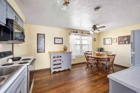 1902 Outer Dr, New Castle, IN 47362 photo 11