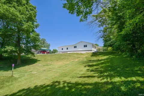 5530 S Harmony Rd, Bloomington, IN 47403 photo 8