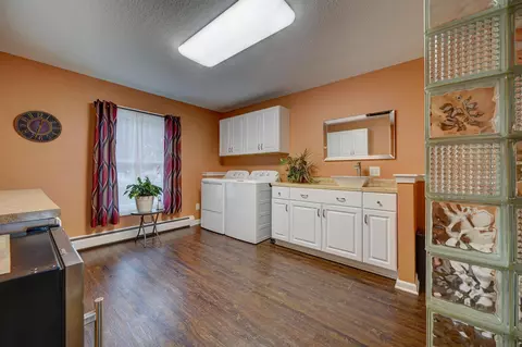 355 E Walnut St, Waterloo, IN 46793 photo 17