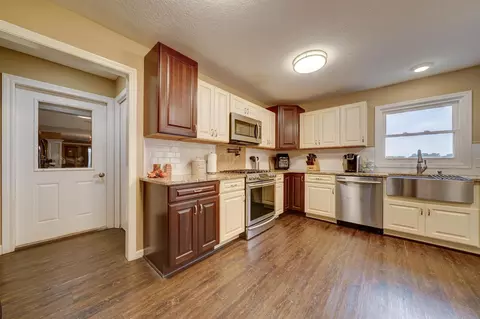 355 E Walnut St, Waterloo, IN 46793 photo 16