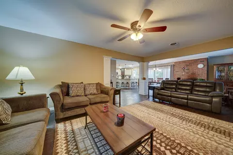 355 E Walnut St, Waterloo, IN 46793 photo 11