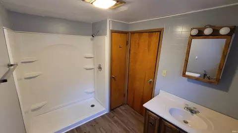 57 E Delaware St, Redkey, IN 47373 photo 13