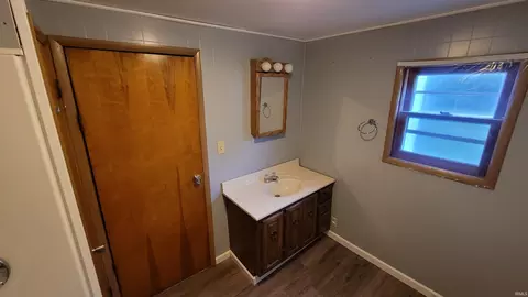 57 E Delaware St, Redkey, IN 47373 photo 14