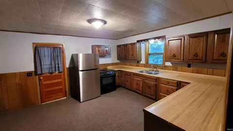 57 E Delaware St, Redkey, IN 47373 photo 5