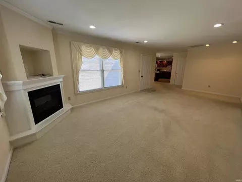 3592 Manor Dr, Jasper, IN 47546 photo 6