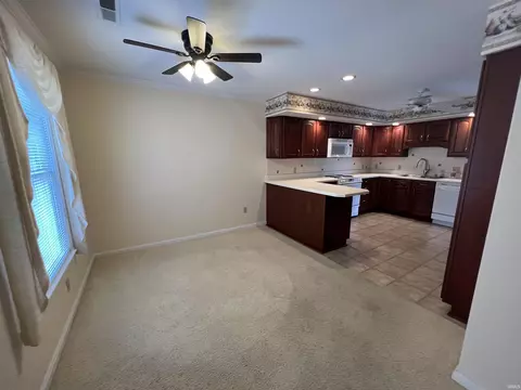 3592 Manor Dr, Jasper, IN 47546 photo 8